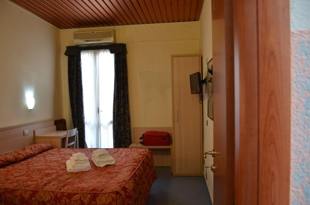 Hotel Nizza Milano Exteriör bild